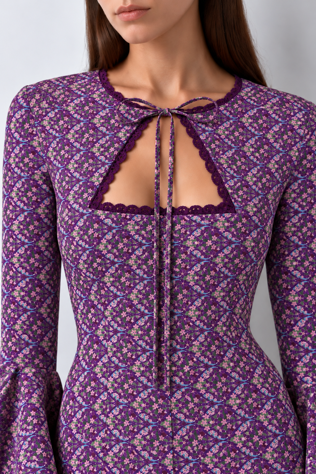 44bdca9f-17ea-4b96-8cb1-2a226cb21153 Lola - Purple Botanical