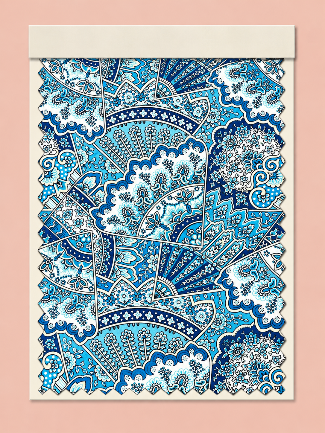 761e9fe8-ee41-49a2-9817-58a6f50980b6 Lola - Blue Fan